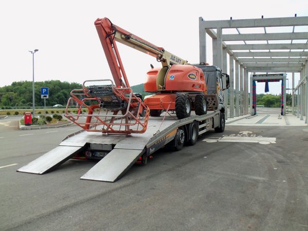 Bader prevoz dvižnih ploščadi